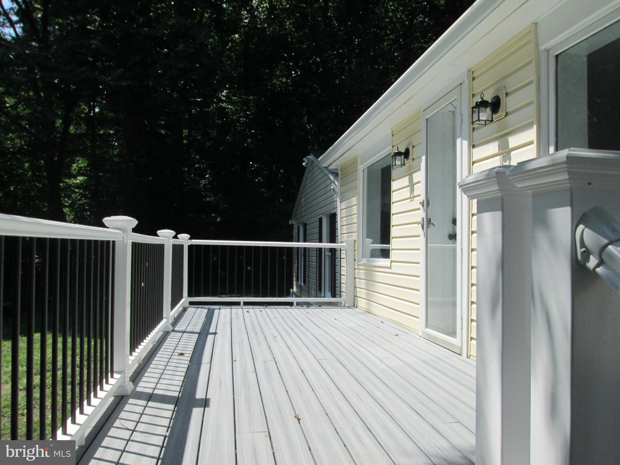 3508 New Design Road Frederick, MD 21703 - Photo 4 of 26 Front Trex Deck