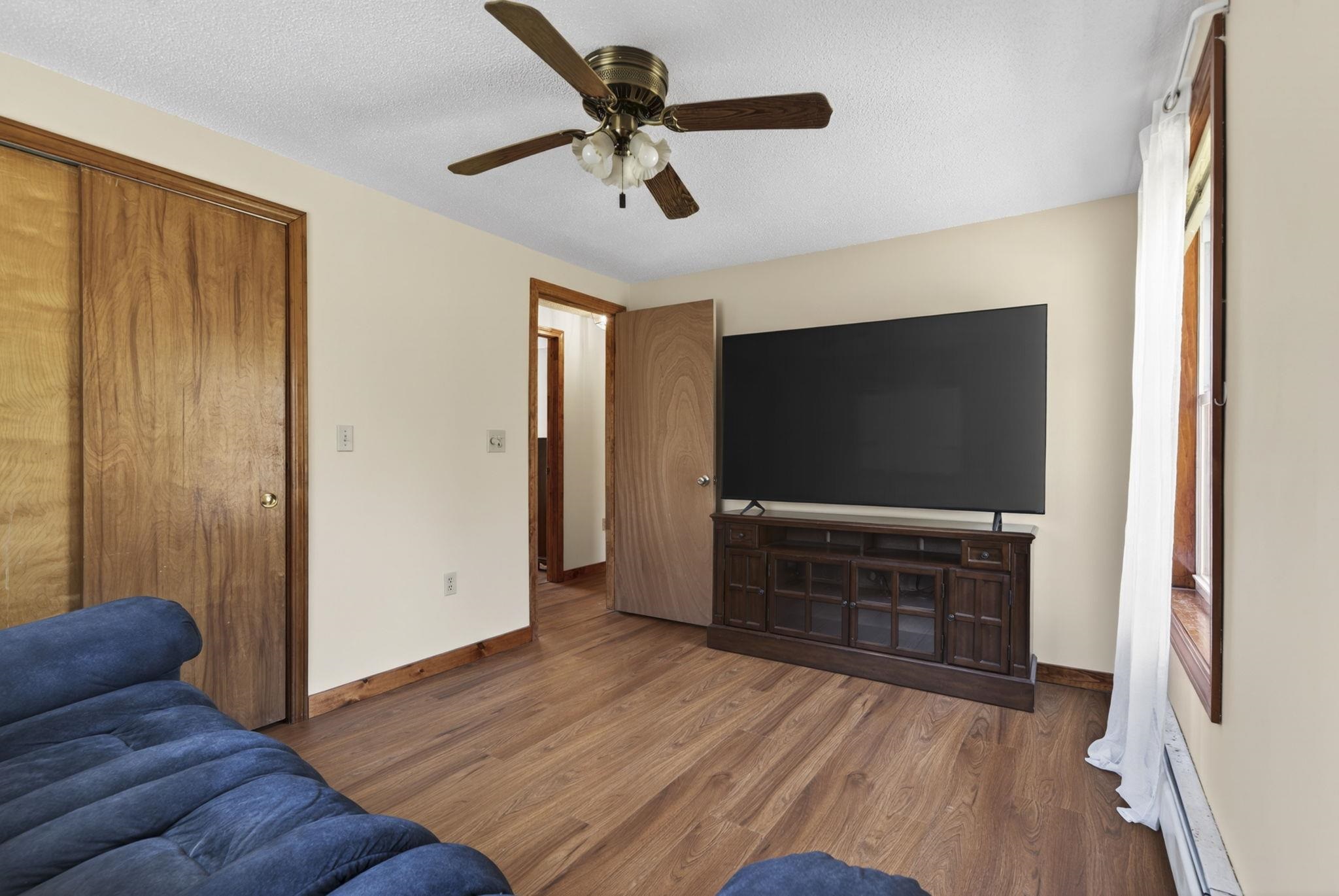 73 Mt Delight Road Deerfield, NH 03037 - Photo 19 of 42