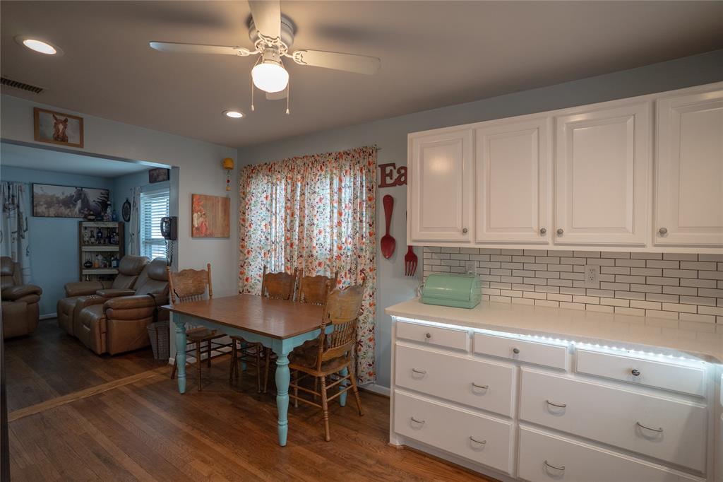 201 South Lane Street Decatur, TX 76234 - Photo 7 of 18