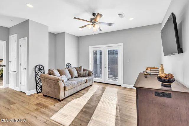 $1,250 | 12088 Lamey Brg Road, Unit VARIOUS, D'Iberville, MS 39540