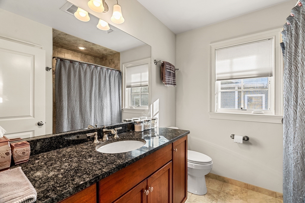 40 Knowles Road Watertown, MA 02472 - Photo 22 of 33