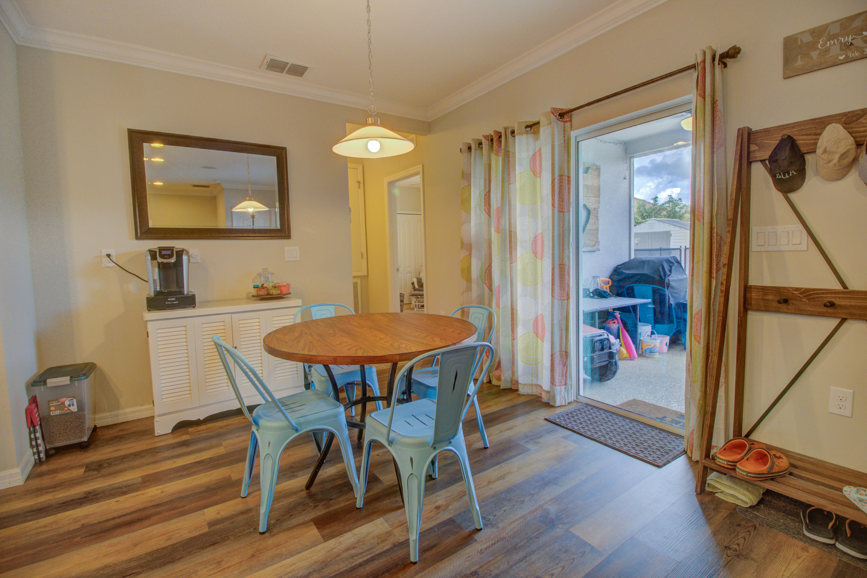 4097 Southwest Mackemer Road Port St. Lucie, FL 34953 - Photo 10 of 39 Kitchenette