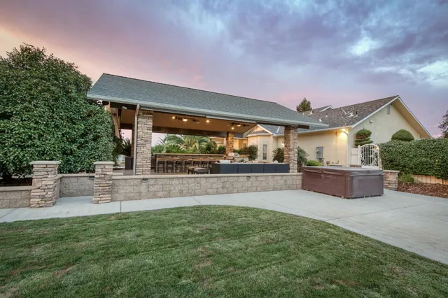 $1,325,000 | 1565 South Indianola Avenue, Sanger, CA 93657