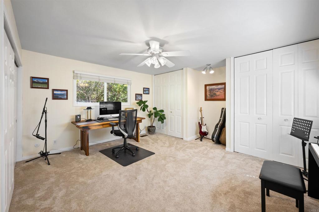 846 Val Sereno Drive Encinitas, CA 92024 - Photo 12 of 43 a workspace with furniture and a window