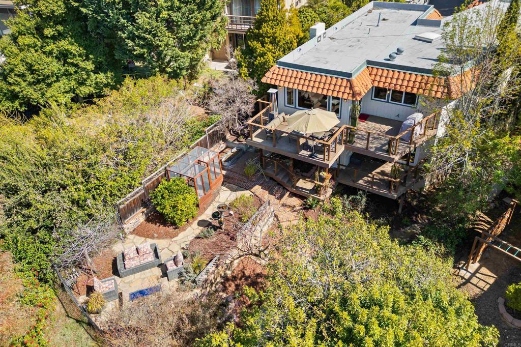 846 Val Sereno Drive Encinitas, CA 92024 - Photo 36 of 43 a view of a patio with a yard