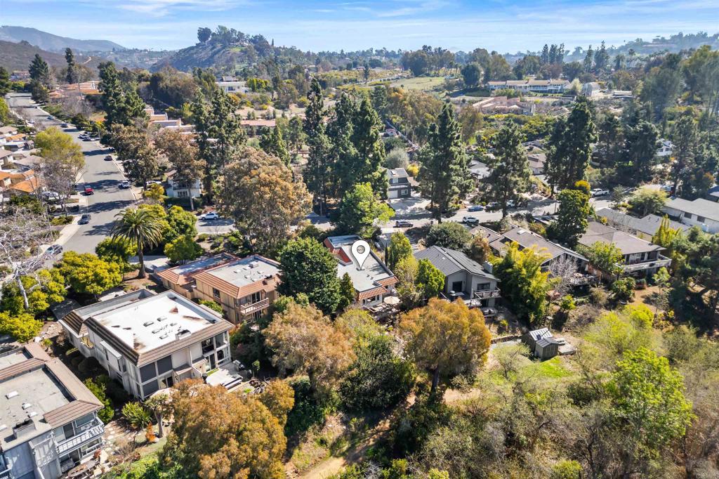 846 Val Sereno Drive Encinitas, CA 92024 - Photo 40 of 43 an aerial view of residential house with green space