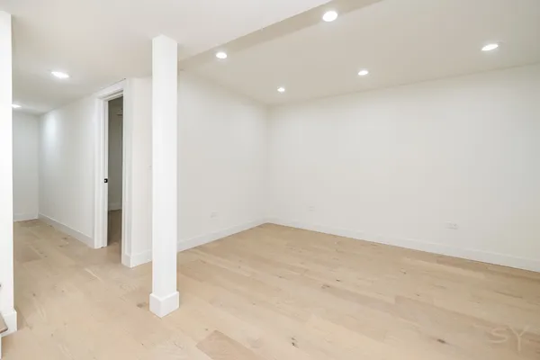 $4,500 | 1830 South Peoria Street, Unit 1, Chicago, IL 60608