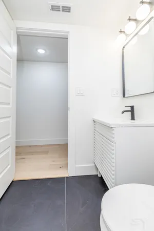 $4,500 | 1830 South Peoria Street, Unit 1, Chicago, IL 60608