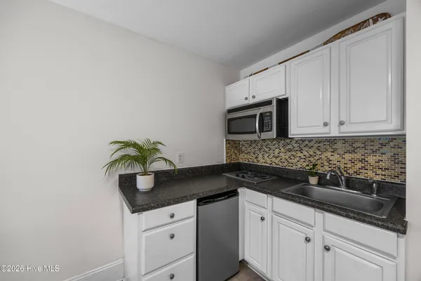 $167,897 | 1501 North New River Drive, Unit 103, Surf City, NC 28445