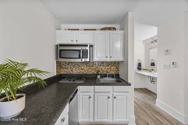 $167,897 | 1501 North New River Drive, Unit 103, Surf City, NC 28445