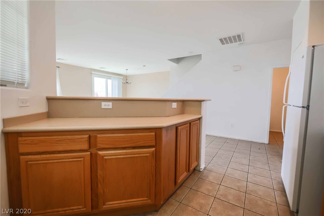 9121 Ripple Ridge Avenue, Unit 103 Las Vegas, NV 89149 - Photo 11 of 20 Gallery Image 11