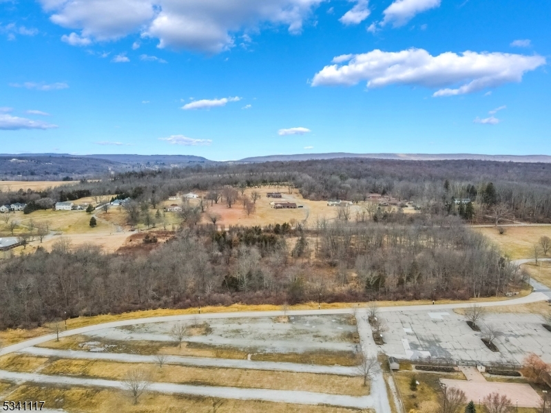 29 Plains Road Augusta, NJ 07822 - Photo 5 of 11 a view of a sky from balcony