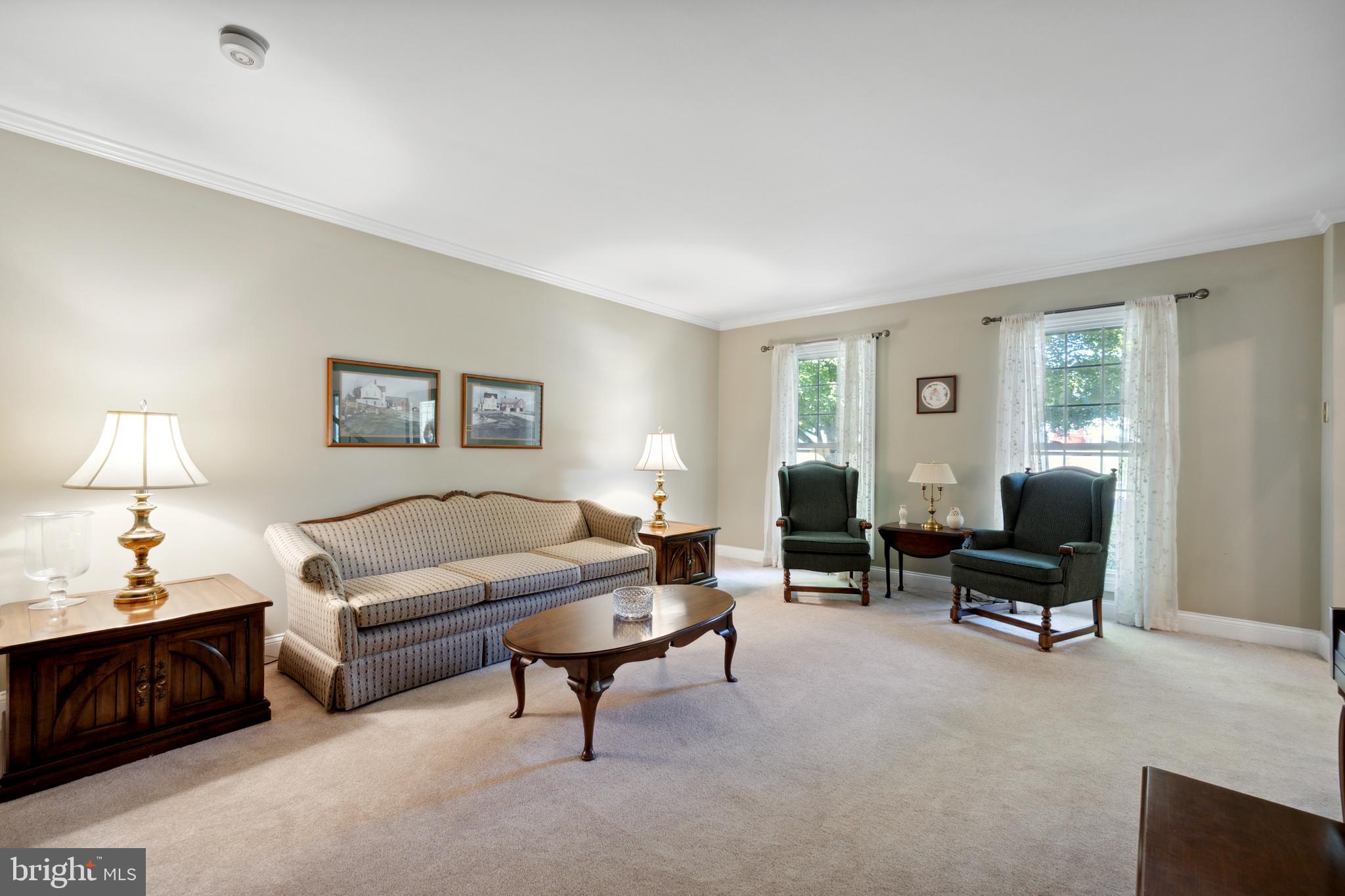 1005 Longfield Road Southampton, PA 18966 - Photo 4 of 44 Gallery Image 4
