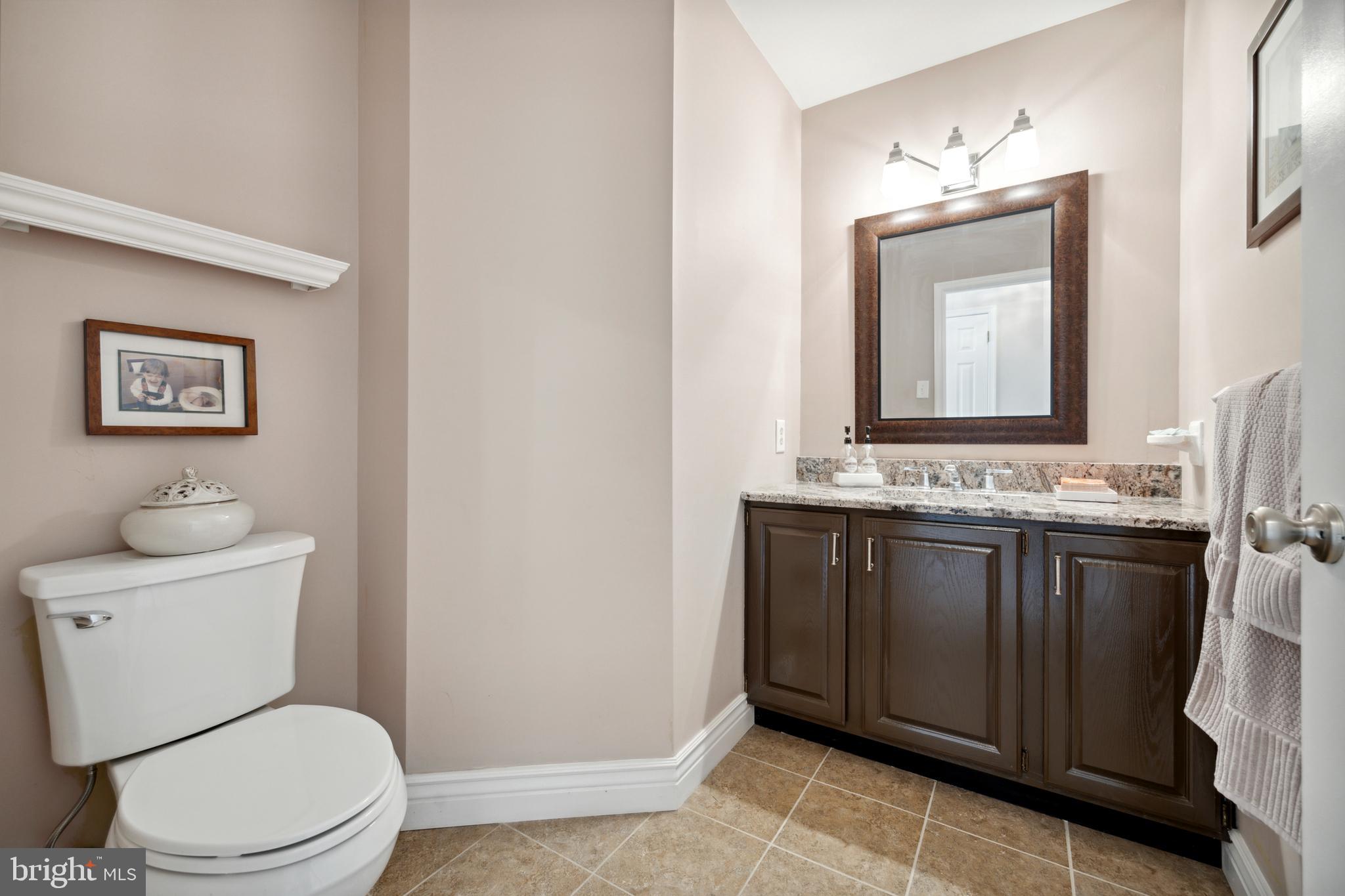 1005 Longfield Road Southampton, PA 18966 - Photo 7 of 44 Gallery Image 7