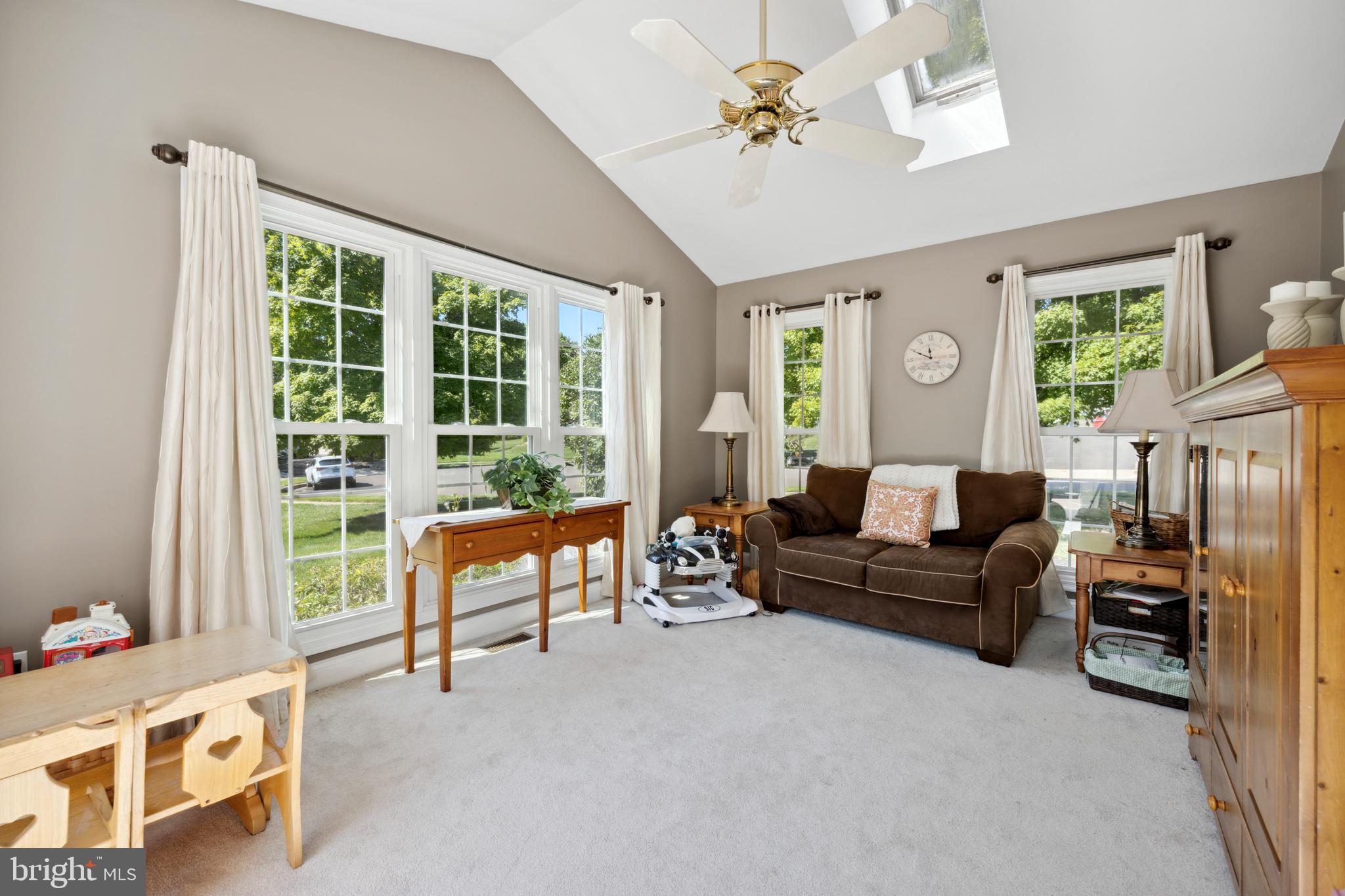 1005 Longfield Road Southampton, PA 18966 - Photo 10 of 44 Gallery Image 10