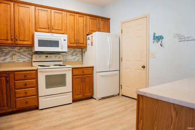 $229,500 | 1422 Canterbury Court, Goshen, IN 46526