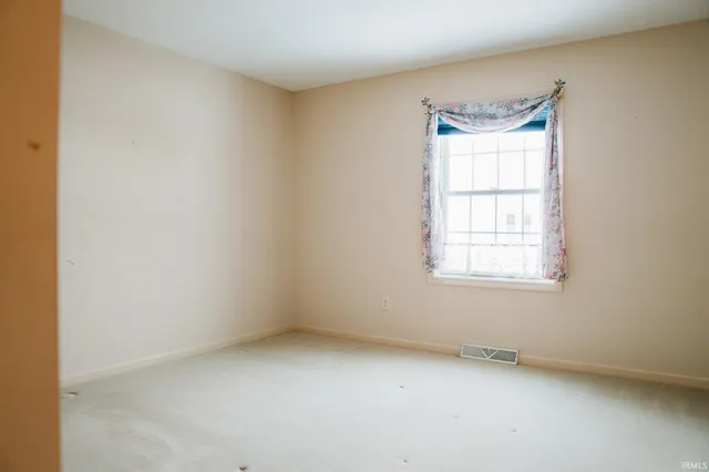 $229,500 | 1422 Canterbury Court, Goshen, IN 46526