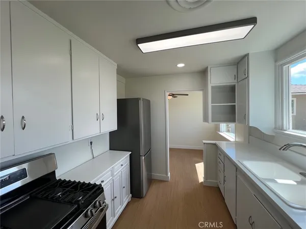 $421,000 | 15683 Fir Street, Hesperia, CA 92345