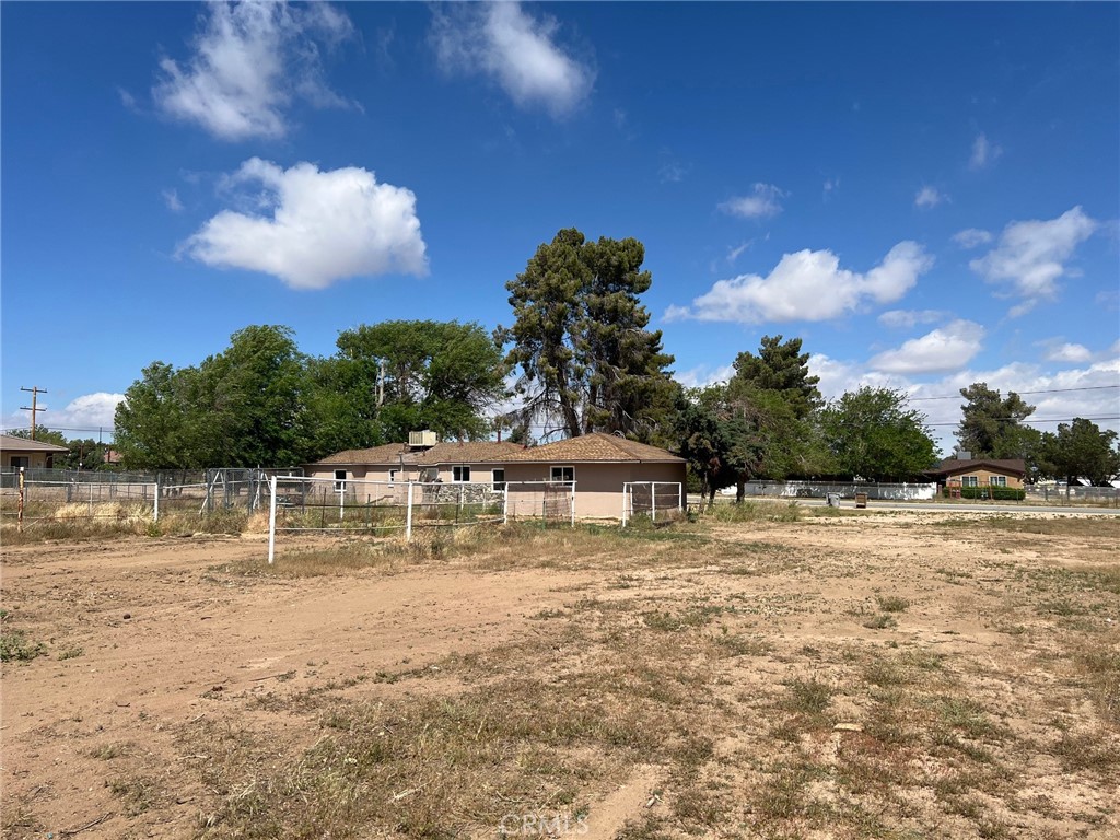 15683 Fir Street Hesperia, CA 92345 - Photo 35 of 63