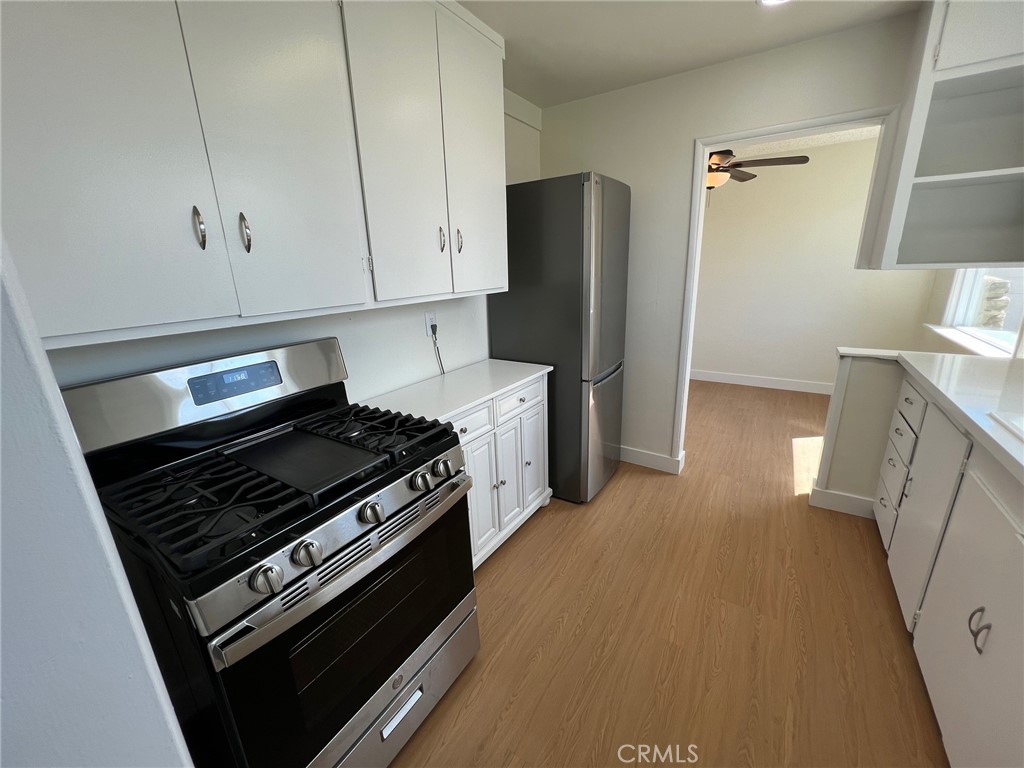15683 Fir Street Hesperia, CA 92345 - Photo 5 of 63