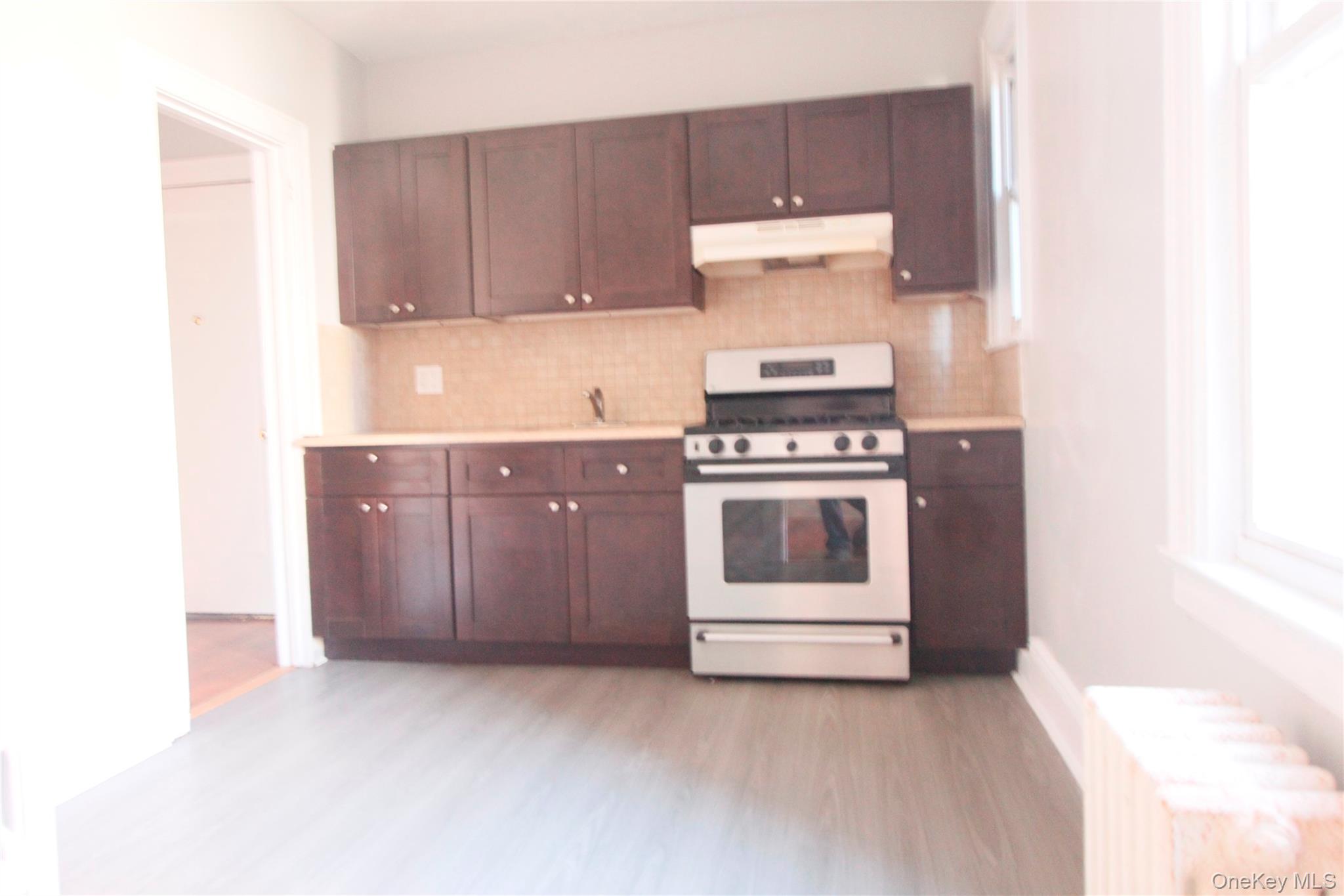 477 Merrick Road Lynbrook, NY 11563 - Photo 3 of 8