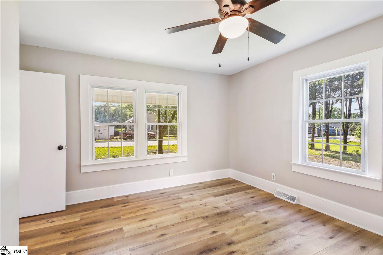 20 Enoree Road Travelers Rest, SC 29690 - Photo 5 of 17 Gallery Image 5