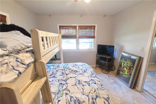 $245,000 | 608 Sycamore Lane, Pittsburg, KS 66762