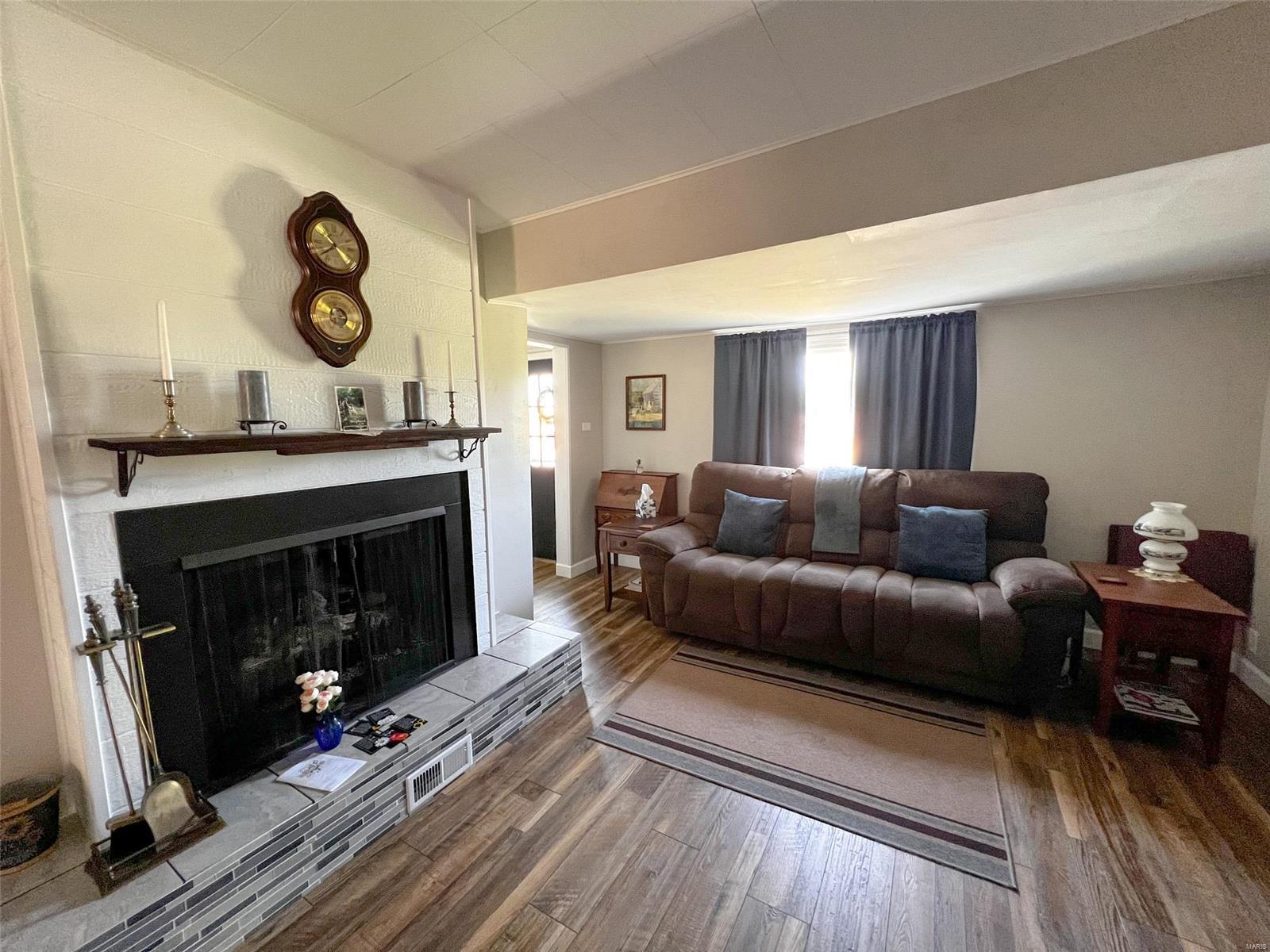 127 South Lawn Avenue O'Fallon, IL 62269 - Photo 6 of 22