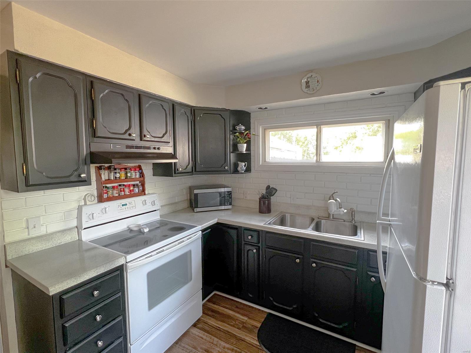 127 South Lawn Avenue O'Fallon, IL 62269 - Photo 9 of 22