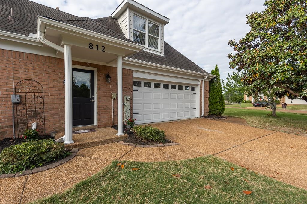812 Planters Ridge Drive Collierville, TN 38017 - Photo 3 of 33
