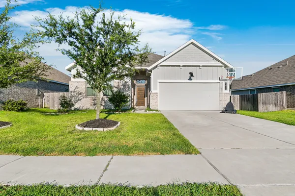 $304,999 | 4614 Seabourne Landing Drive, Rosenberg, TX 77469