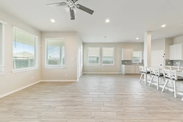 $304,999 | 4614 Seabourne Landing Drive, Rosenberg, TX 77469