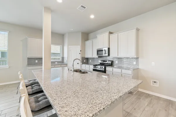 $304,999 | 4614 Seabourne Landing Drive, Rosenberg, TX 77469