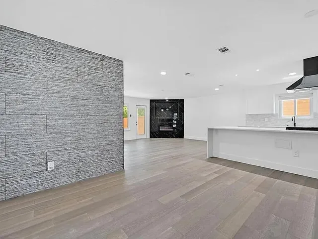 $615,000 | 3600 Alexandria Drive, Austin, TX 78749