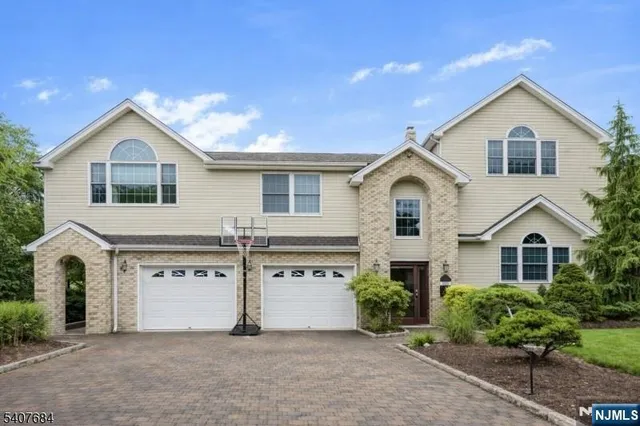 $1,300,000 | 61 Carlisle Road, Wayne, NJ 07470