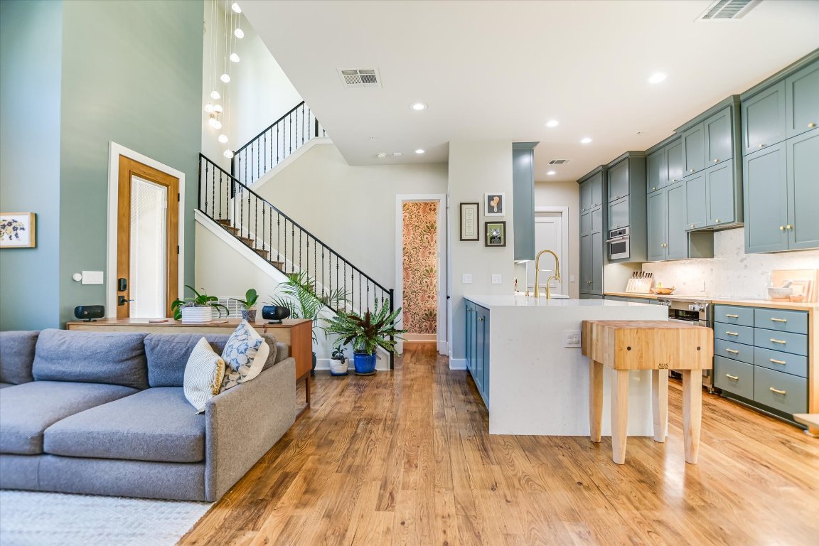 1529 Barton Springs Road, Unit 24 Austin, TX 78704 - Photo 2 of 20