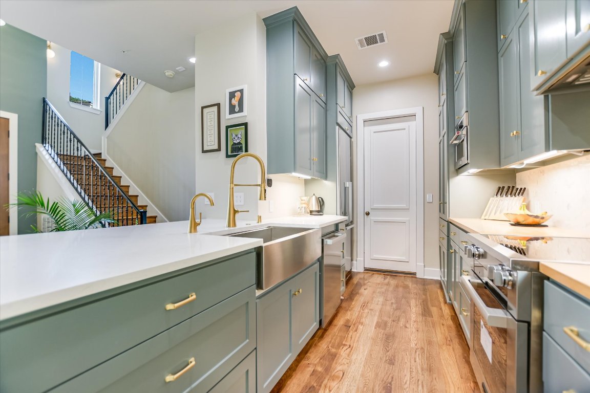 1529 Barton Springs Road, Unit 24 Austin, TX 78704 - Photo 8 of 20