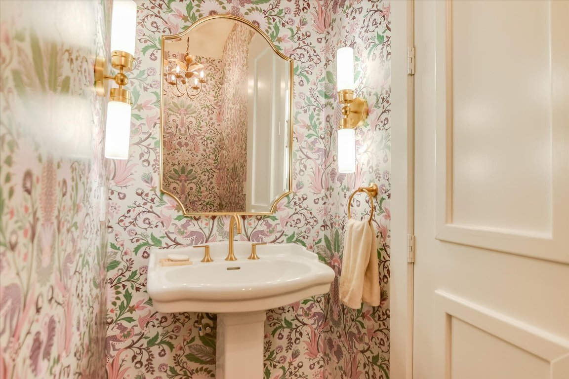 1529 Barton Springs Road, Unit 24 Austin, TX 78704 - Photo 9 of 20