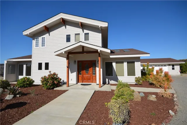 a view of a house with a outdoor space