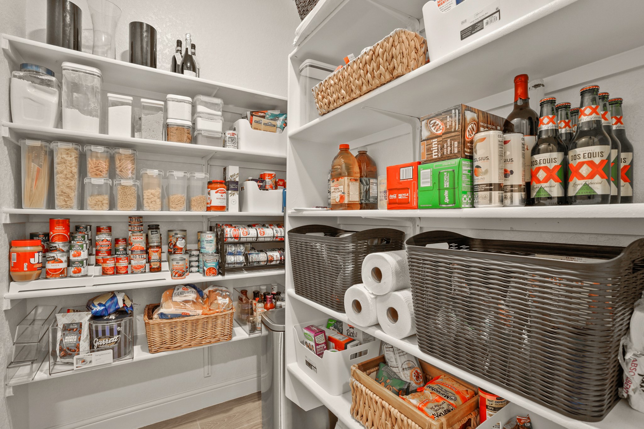 29411 Kearney Ridge Boerne, TX 78015 - Photo 19 of 34 a room with lots of different furniture and a book shelf