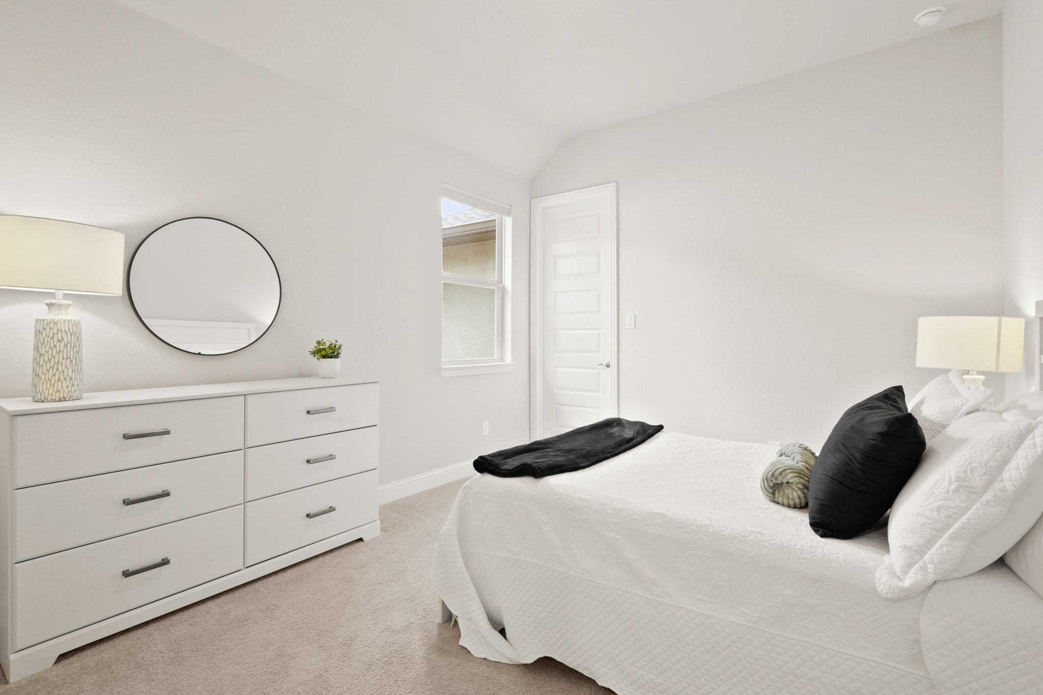 29411 Kearney Ridge Boerne, TX 78015 - Photo 21 of 34 a bedroom with a bed and a dresser