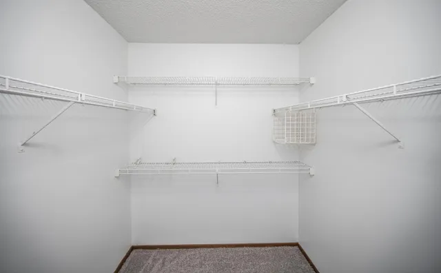 $149,900 | 1381 Berry Ridge Road, Unit 403, Eagan, MN 55123