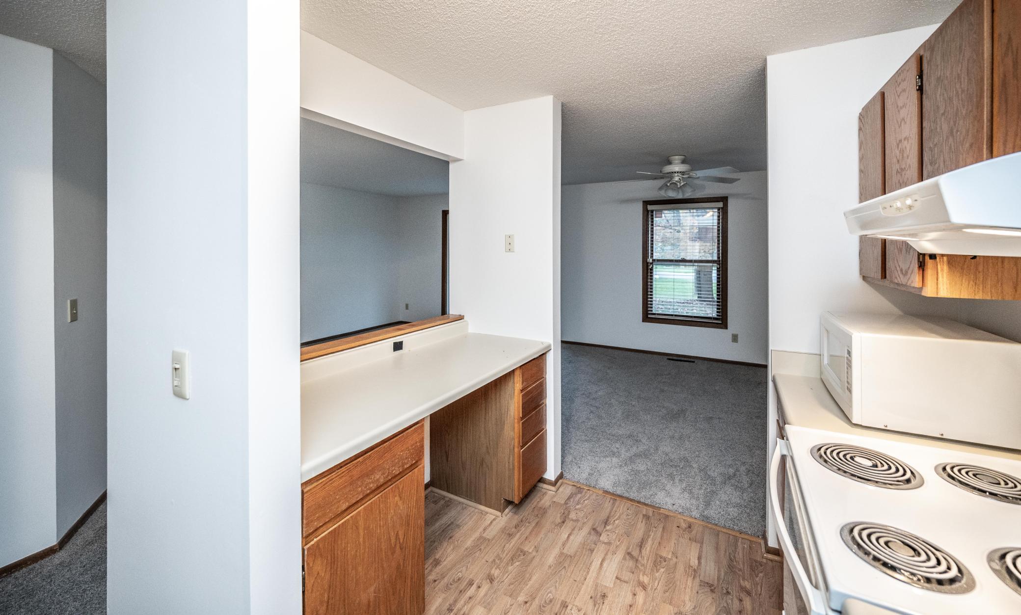 1381 Berry Ridge Road, Unit 403 Eagan, MN 55123 - Photo 9 of 20