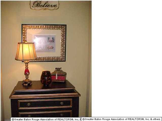2962 Magazine Drive Baton Rouge, LA 70816 - Photo 2 of 8 Gallery Image 2