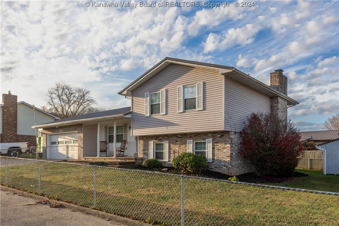 129 Rolling Acres Road Winfield, WV 25213 - Photo 2 of 40 Gallery Image 2