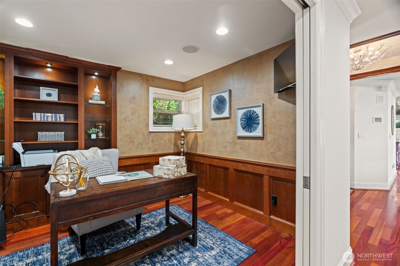 8723 Talbot Road Edmonds, WA 98026 - Photo 19 of 40
