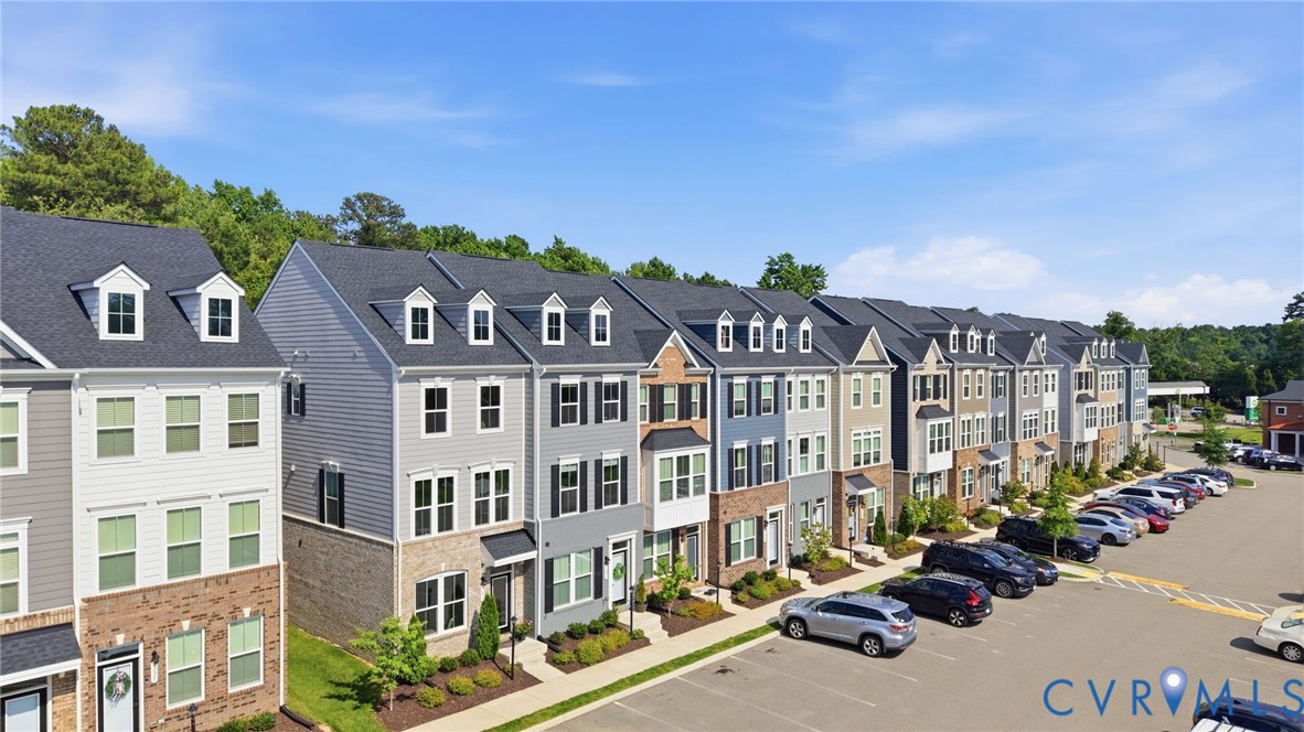 1231 Ewing Pk Loop Midlothian, VA 23113 - Photo 3 of 45