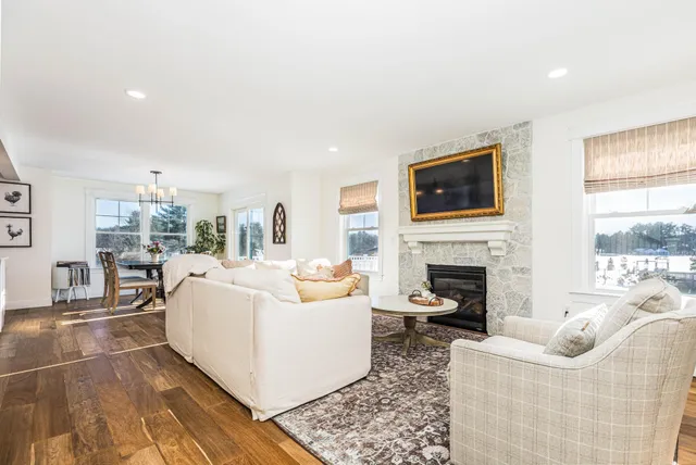 $1,275,000 | 19 Seward Farm Lane, Kittery, ME 03904