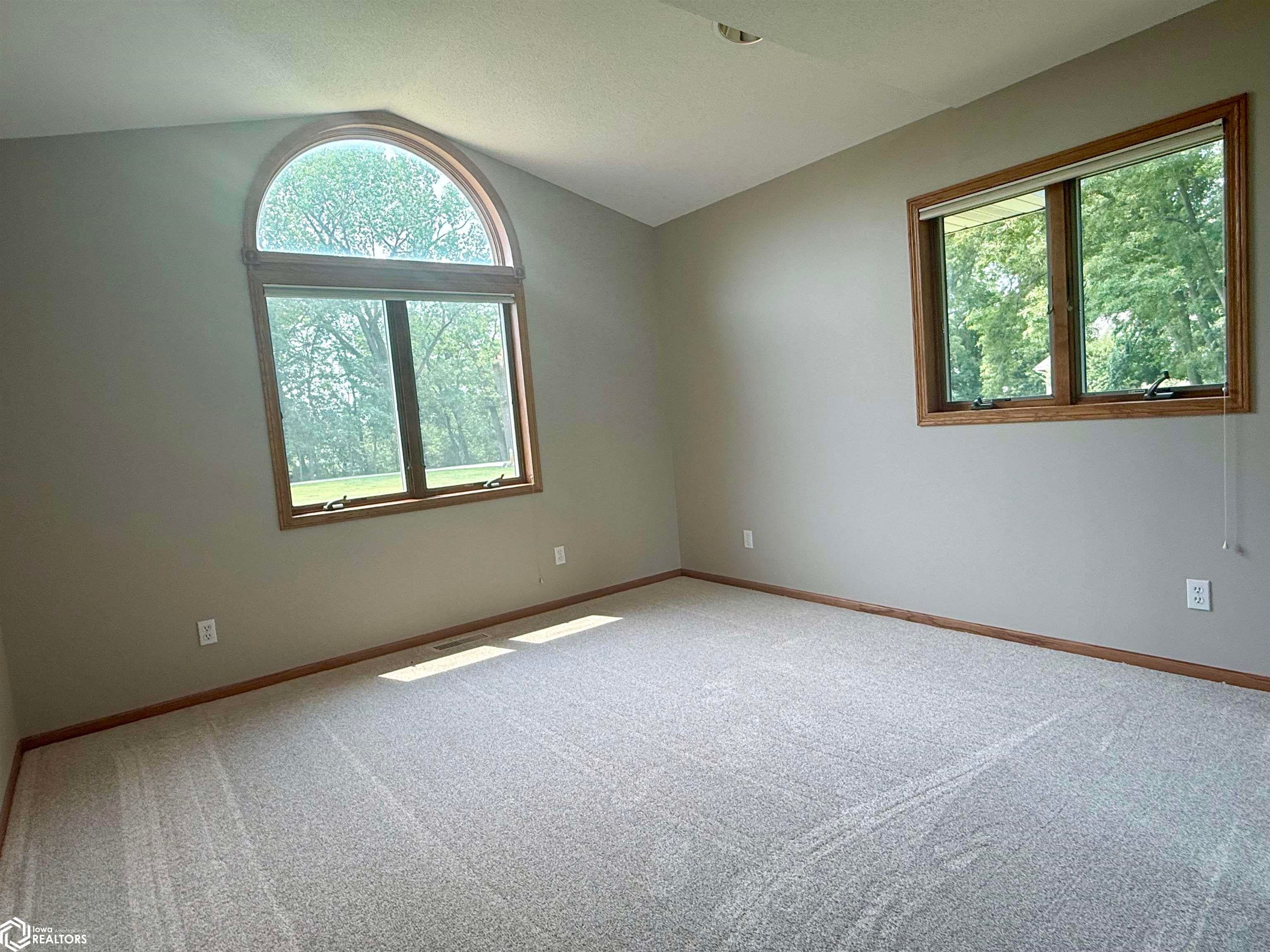 500 Greenewood Road Jefferson, IA 50129 - Photo 25 of 46 Gallery Image 25
