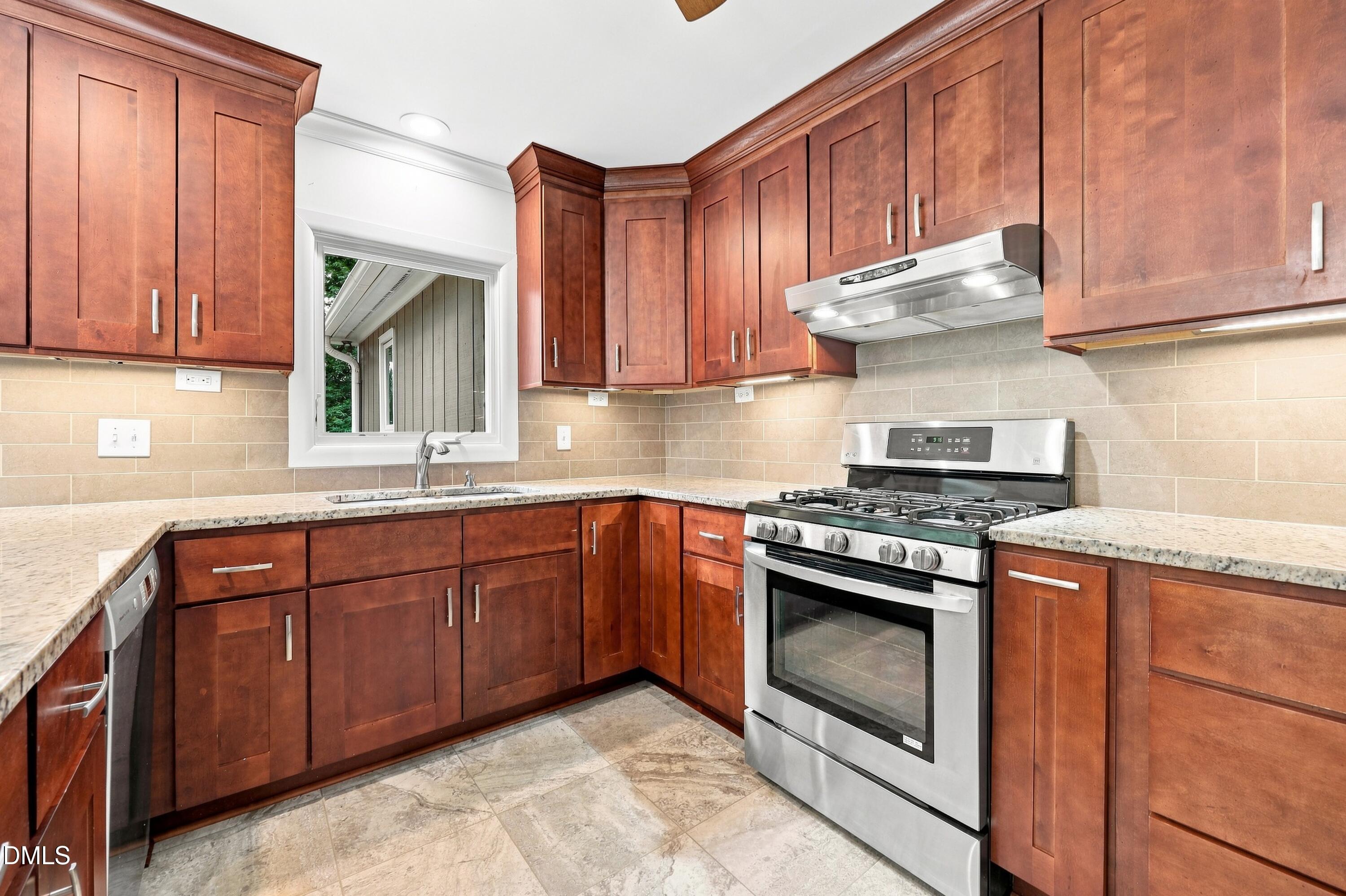 2409 Folger Street Raleigh, NC 27604 - Photo 24 of 67 38-print-IMG_9190
